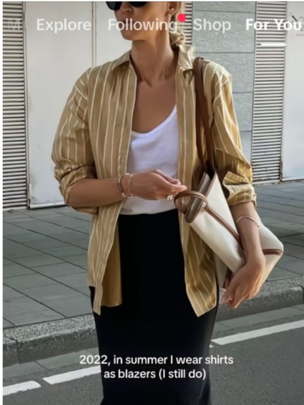 Uniqlo 100% Linen Button Down Shirt